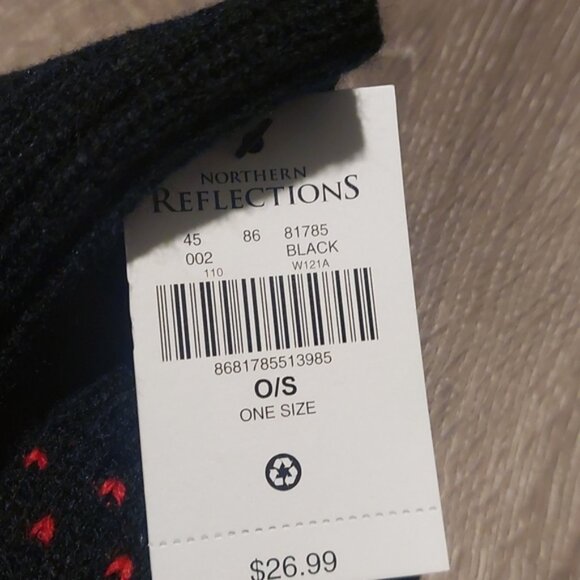 Northern Reflections mittens - Picture 3 of 5